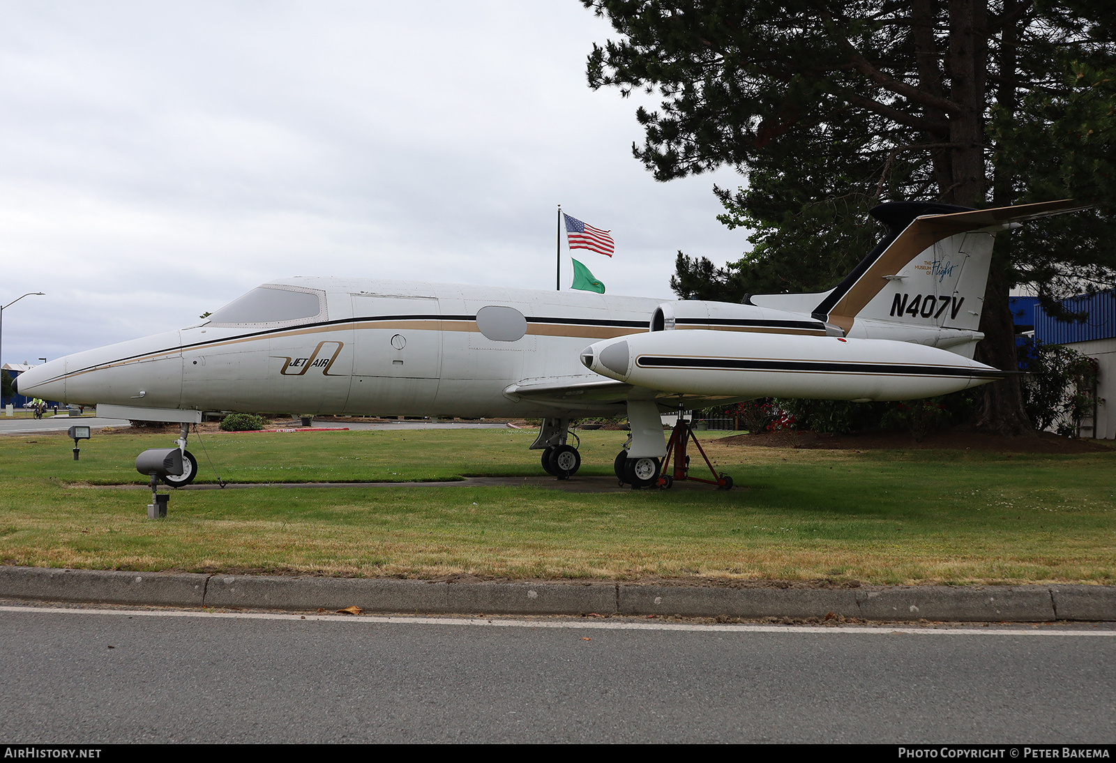 Aircraft Photo of N407V | Lear Jet 23 | JetAir | AirHistory.net #704691