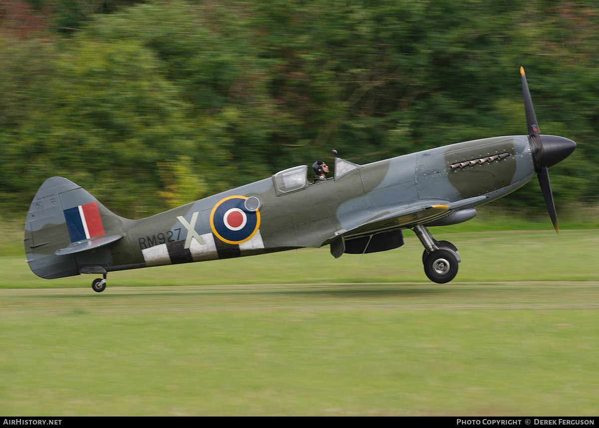 Aircraft Photo of F-AYXX / RM927 | Supermarine 379 Spitfire FR14E | UK - Air Force | AirHistory.net #704718