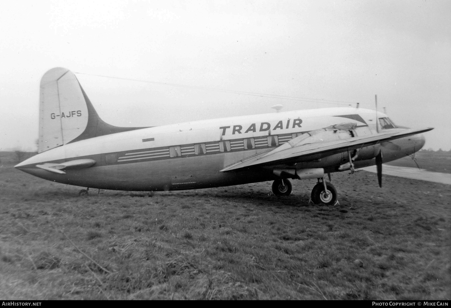 Aircraft Photo of G-AJFS | Vickers 627 Viking 1B | Tradair | AirHistory.net #704801