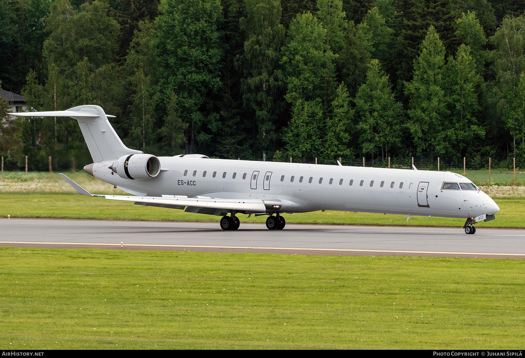 Aircraft Photo of ES-ACC | Bombardier CRJ-900ER (CL-600-2D24) | AirHistory.net #704904