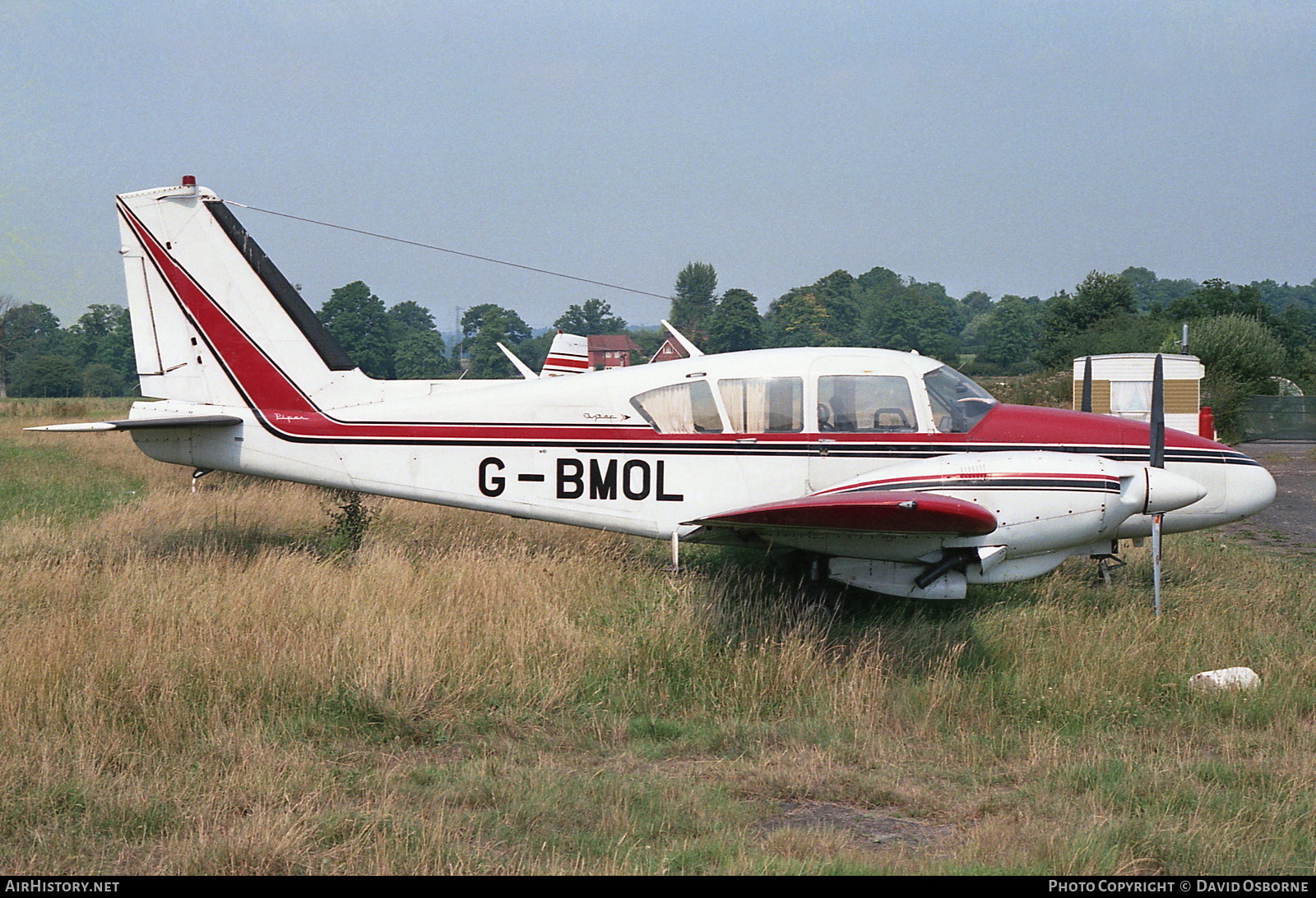 Aircraft Photo of G-BMOL | Piper PA-23-250 Aztec D | AirHistory.net #705202