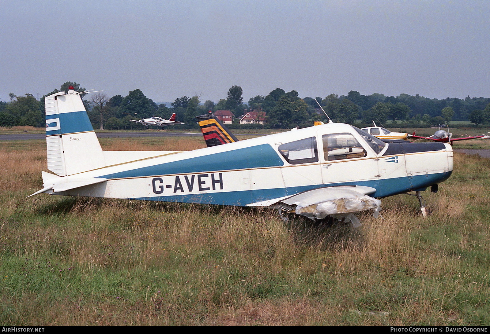 Aircraft Photo of G-AVEH | SIAI-Marchetti S-205-20R | AirHistory.net #705208
