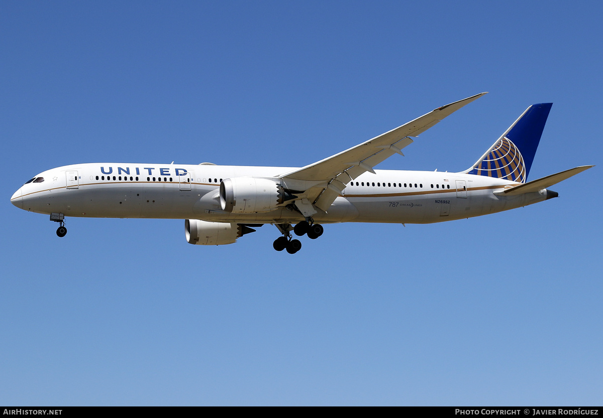 Aircraft Photo of N26952 | Boeing 787-9 Dreamliner | United Airlines | AirHistory.net #705348