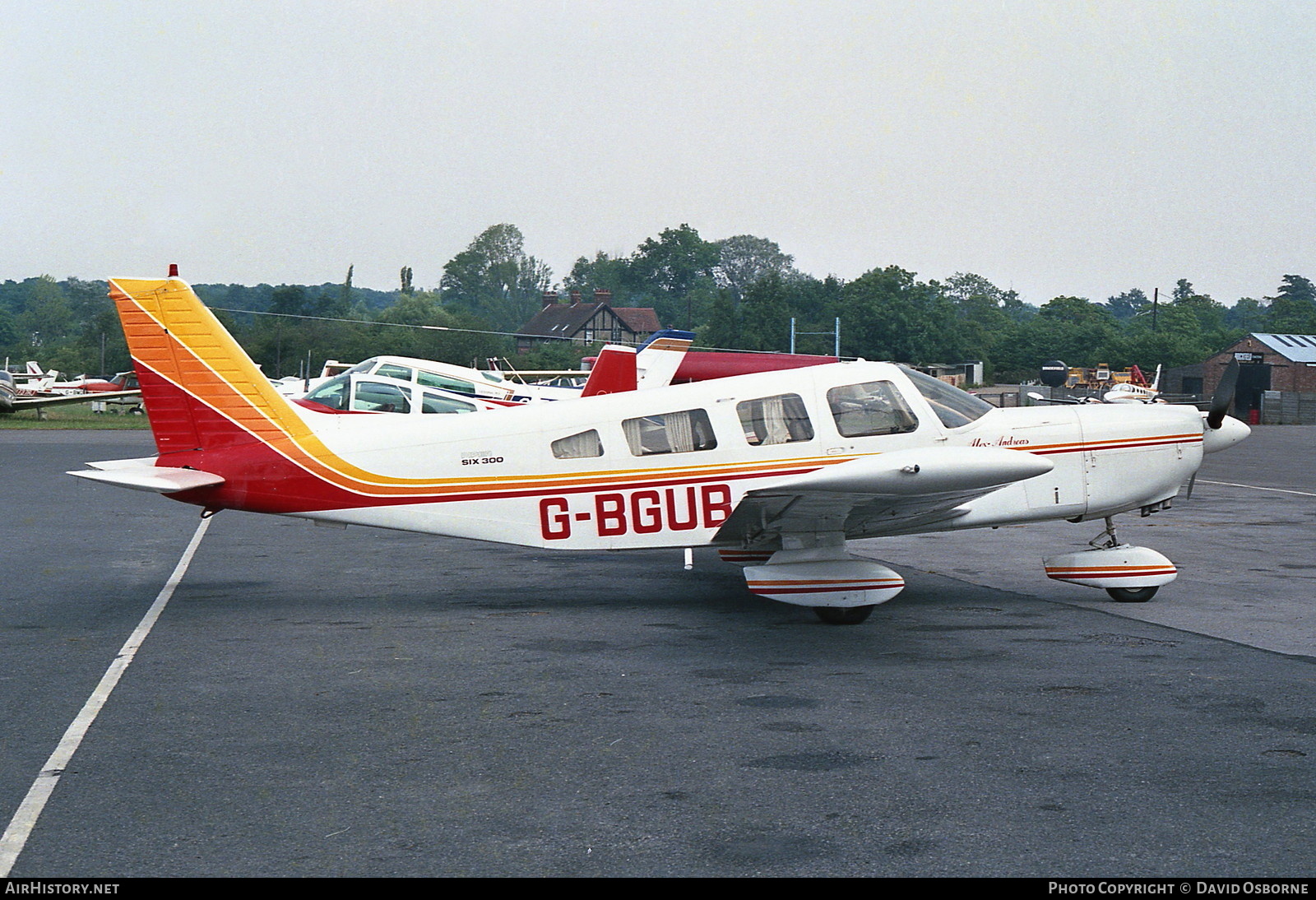 Aircraft Photo of G-BGUB | Piper PA-32-300 Cherokee Six | AirHistory.net #705487