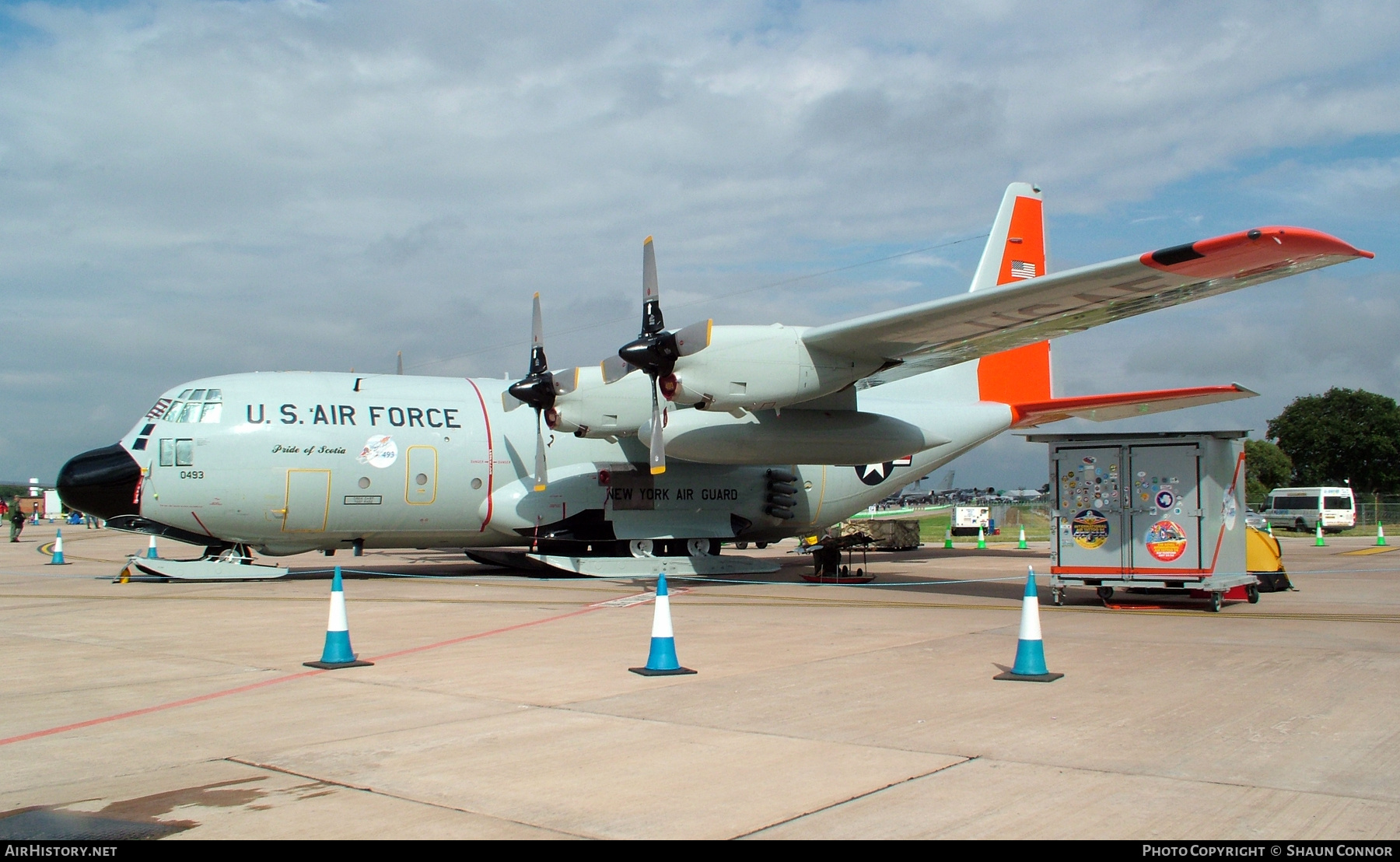 Aircraft Photo of 83-0493 / 30493 | Lockheed LC-130H Hercules (L-382) | USA - Air Force | AirHistory.net #705633
