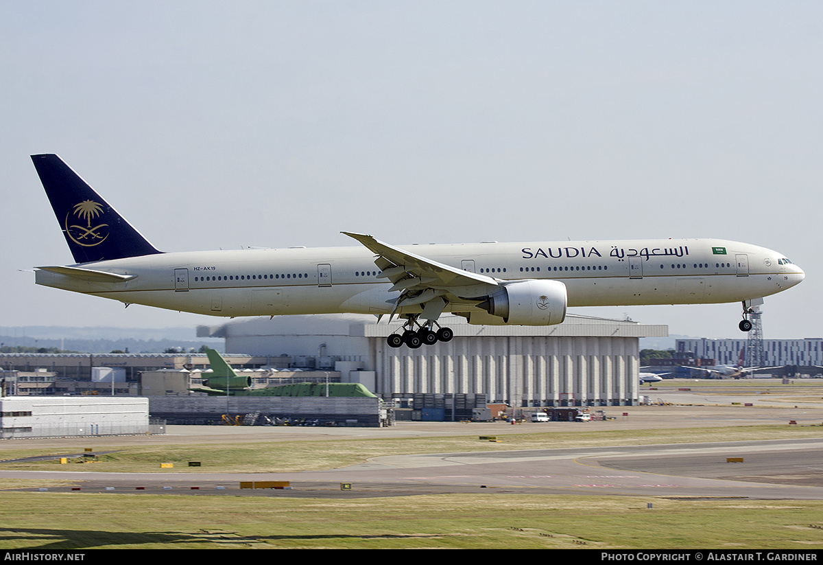 Aircraft Photo of HZ-AK19 | Boeing 777-368/ER | Saudia - Saudi Arabian Airlines | AirHistory.net #705688