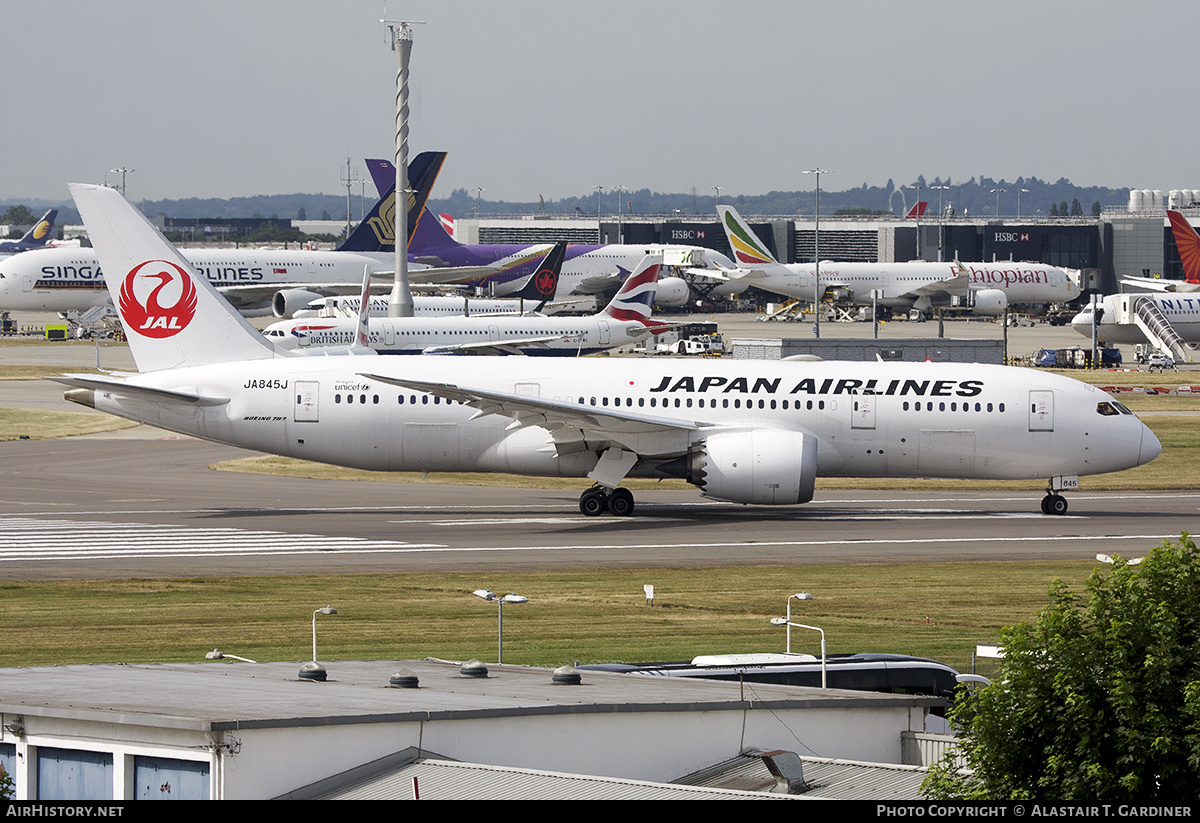 Aircraft Photo of JA845J | Boeing 787-8 Dreamliner | Japan Airlines - JAL | AirHistory.net #705711