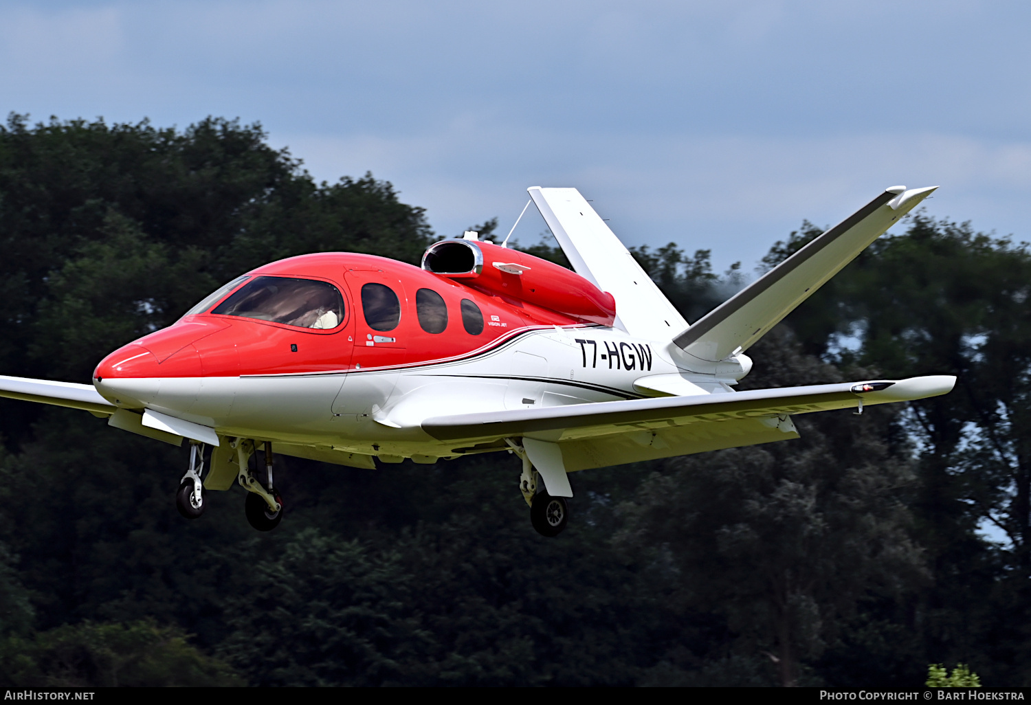 Aircraft Photo of T7-HGW | Cirrus SF-50 Vision G2 | AirHistory.net #705882