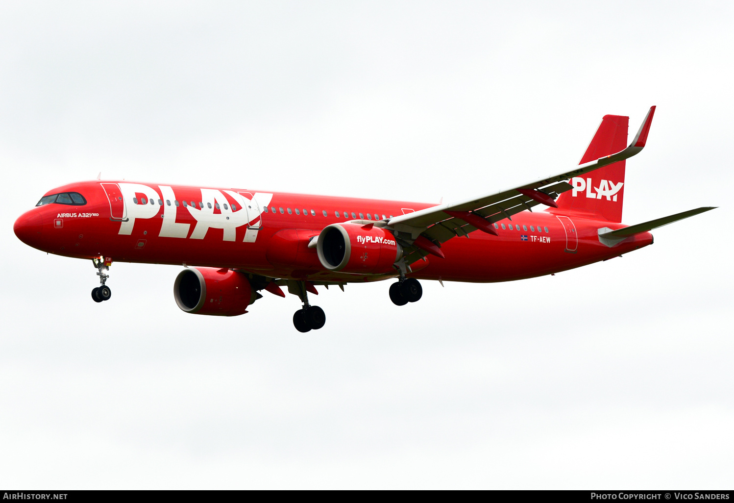 Aircraft Photo of TF-AEW | Airbus A321-251N | Play | AirHistory.net #706021