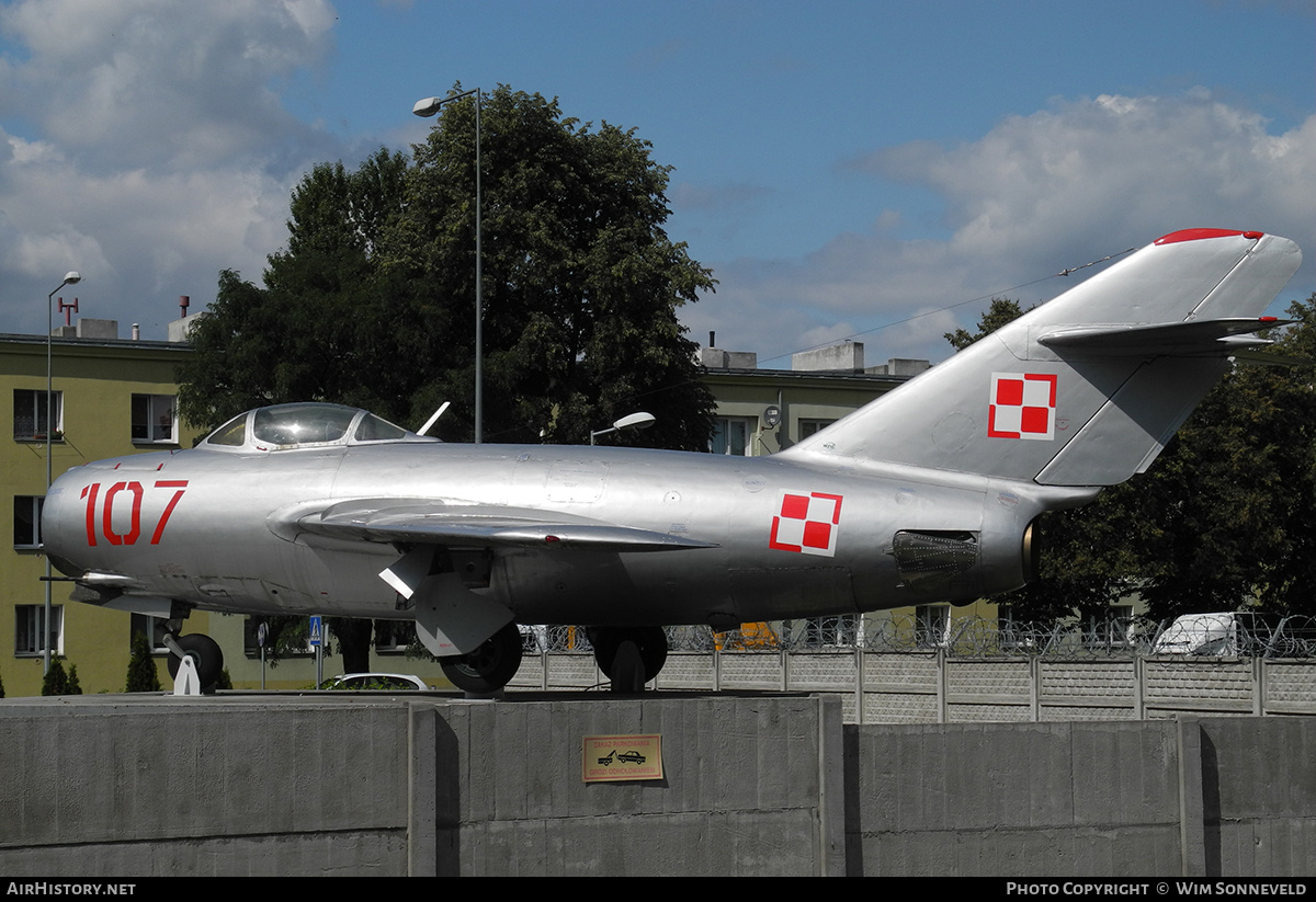 Aircraft Photo of 107 | PZL-Mielec Lim-2 (MiG-15bis) | Poland - Air Force | AirHistory.net #706040
