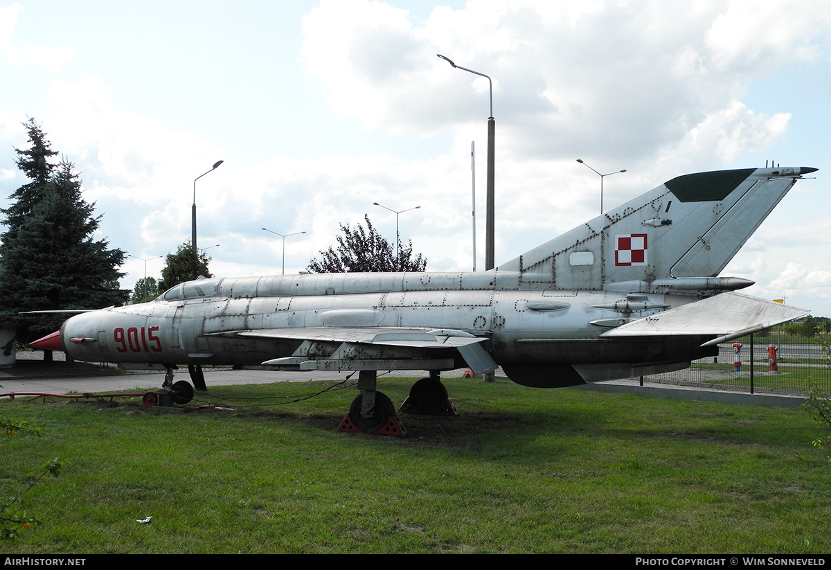 Aircraft Photo of 9015 | Mikoyan-Gurevich MiG-21MF | Poland - Air Force | AirHistory.net #706064