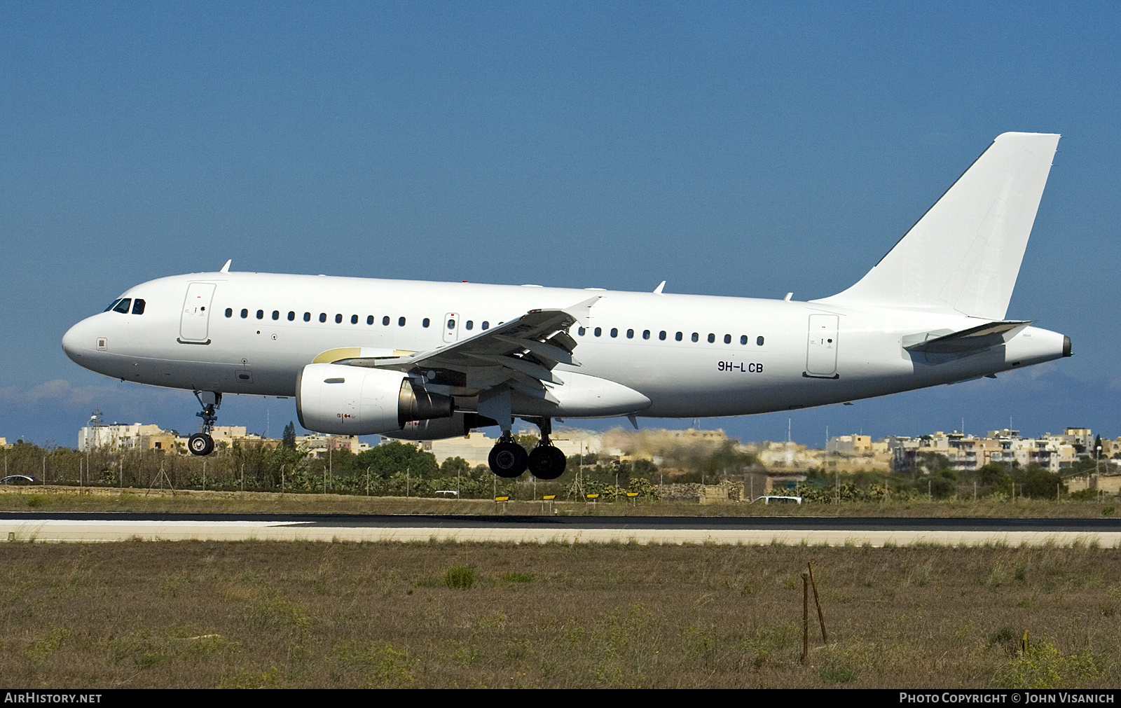 Aircraft Photo of 9H-LCB | Airbus A319-112 | AirHistory.net #706097