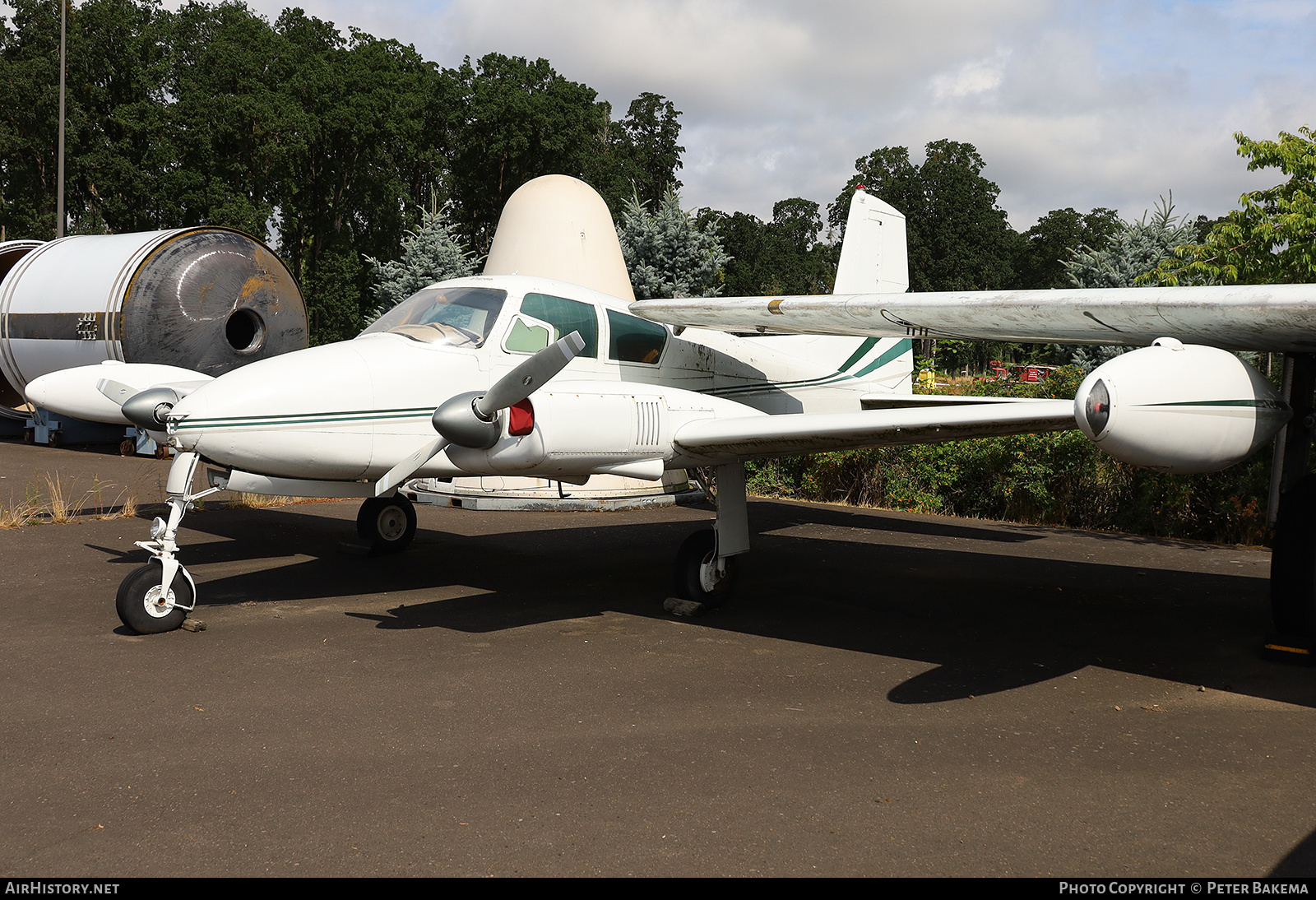 Aircraft Photo of N198R | Cessna 310 | AirHistory.net #706110