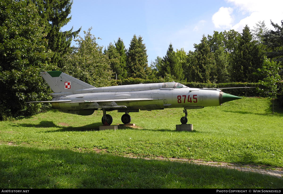 Aircraft Photo of 8745 | Mikoyan-Gurevich MiG-21bis | Poland - Air Force | AirHistory.net #706146