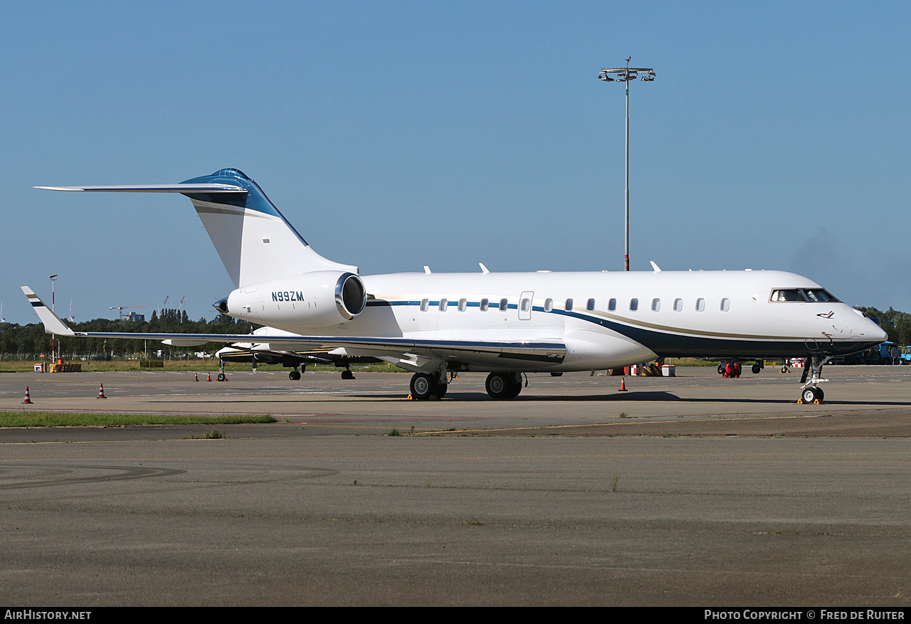 Aircraft Photo of N99ZM | Bombardier Global 6000 (BD-700-1A10) | AirHistory.net #706161