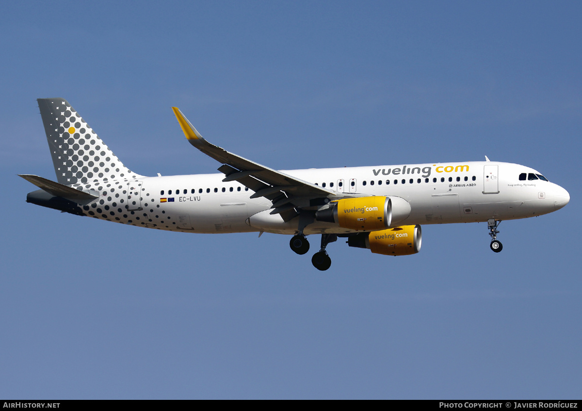 Aircraft Photo of EC-LVU | Airbus A320-214 | Vueling Airlines | AirHistory.net #706238