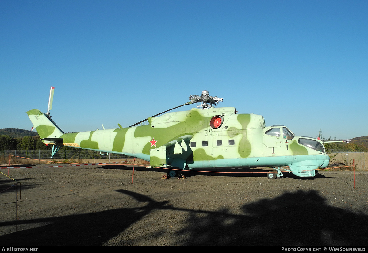 Aircraft Photo of 01 yellow | Mil Mi-24V | Soviet Union - Army | AirHistory.net #706251