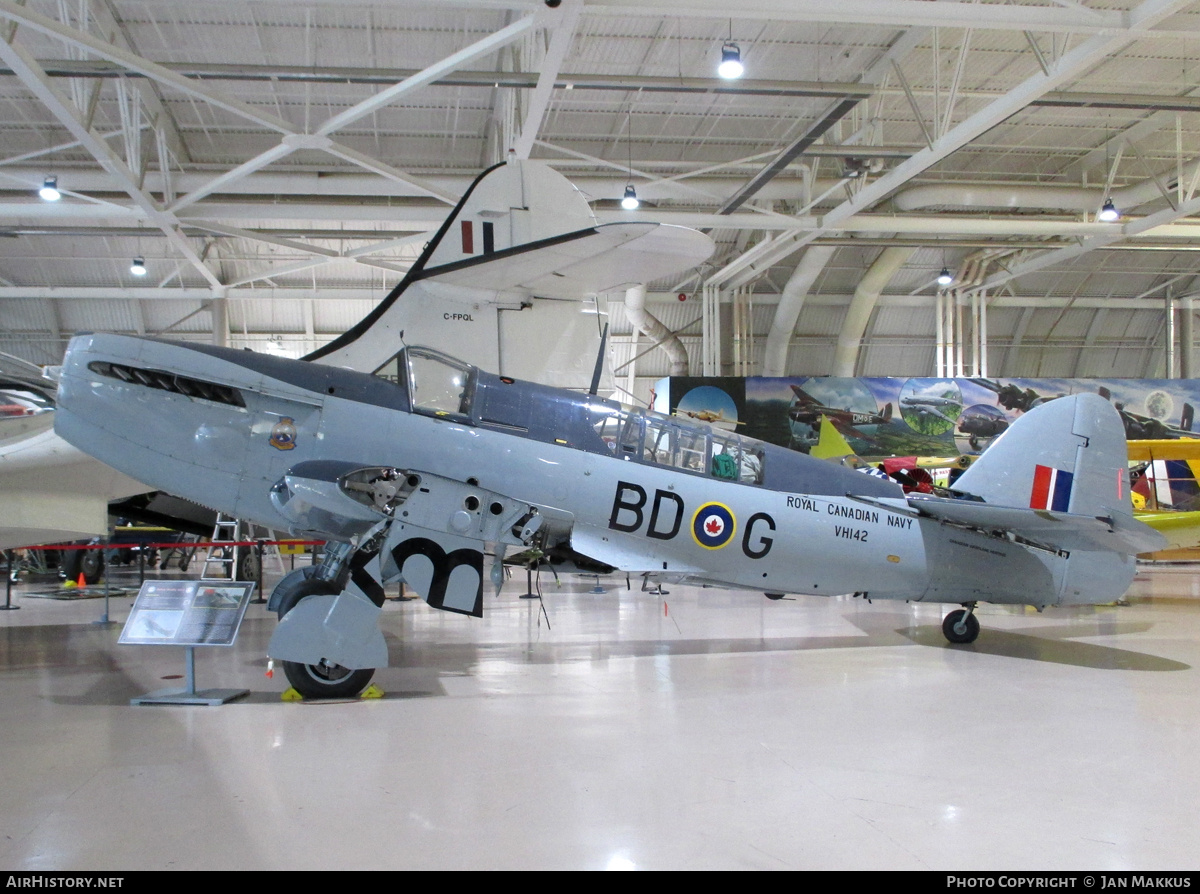 Aircraft Photo of VH142 | Fairey Firefly AS6 | Canada - Navy | AirHistory.net #706299