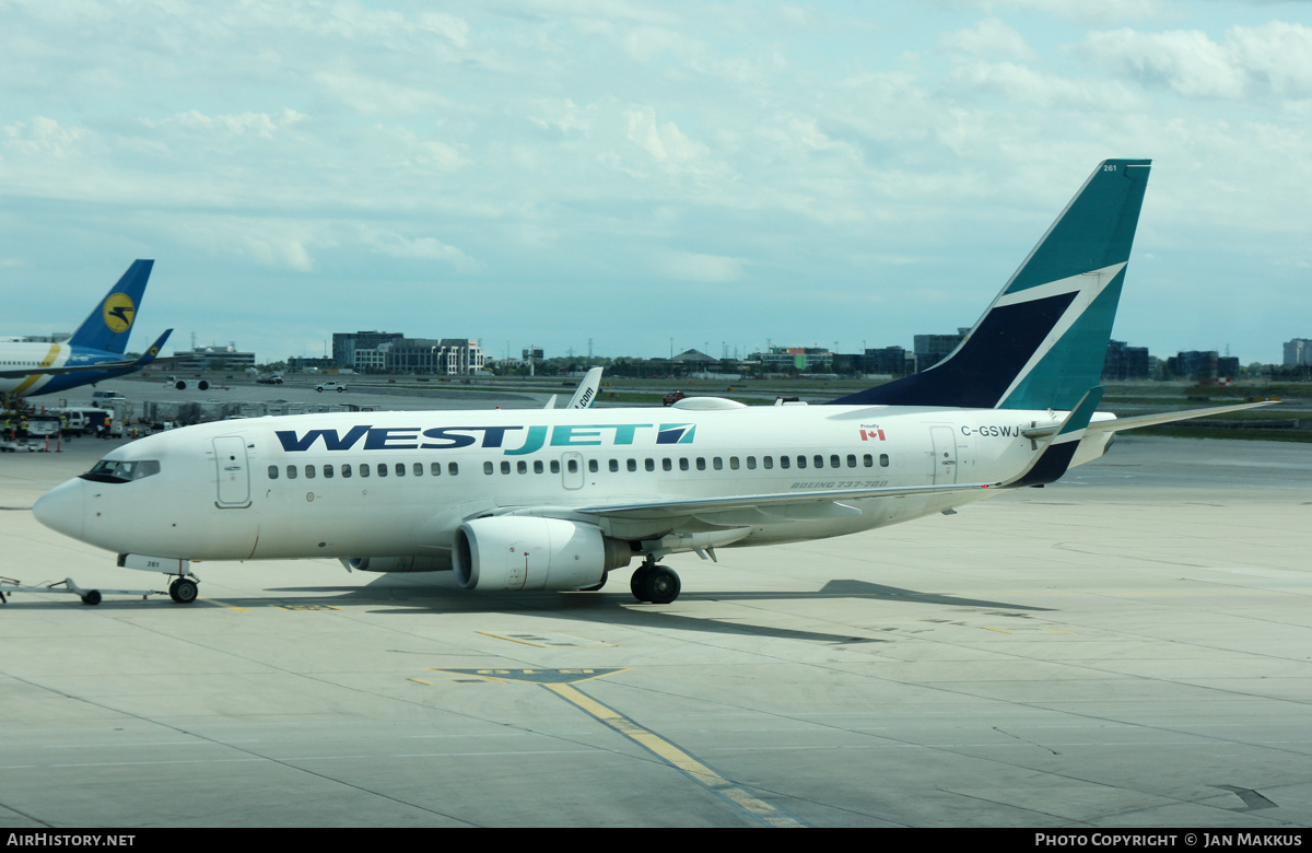 Aircraft Photo of C-GSWJ | Boeing 737-7CT | WestJet | AirHistory.net #706304