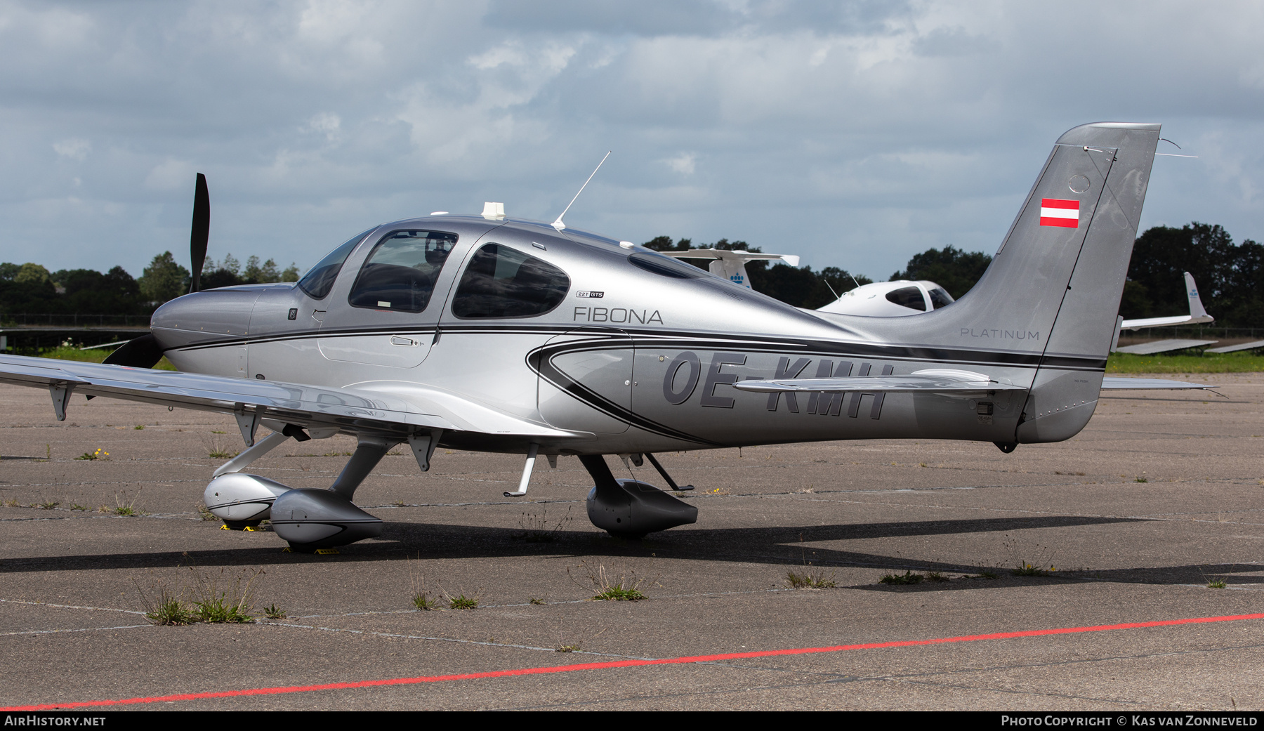 Aircraft Photo of OE-KMH | Cirrus SR-22T G6-GTS Platinum | AirHistory.net #706309