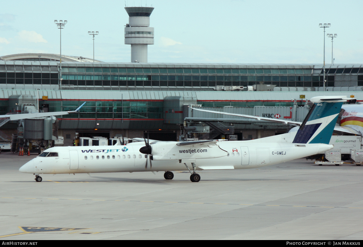 Aircraft Photo of C-GWEJ | Bombardier DHC-8-402 Dash 8 | WestJet | AirHistory.net #706318