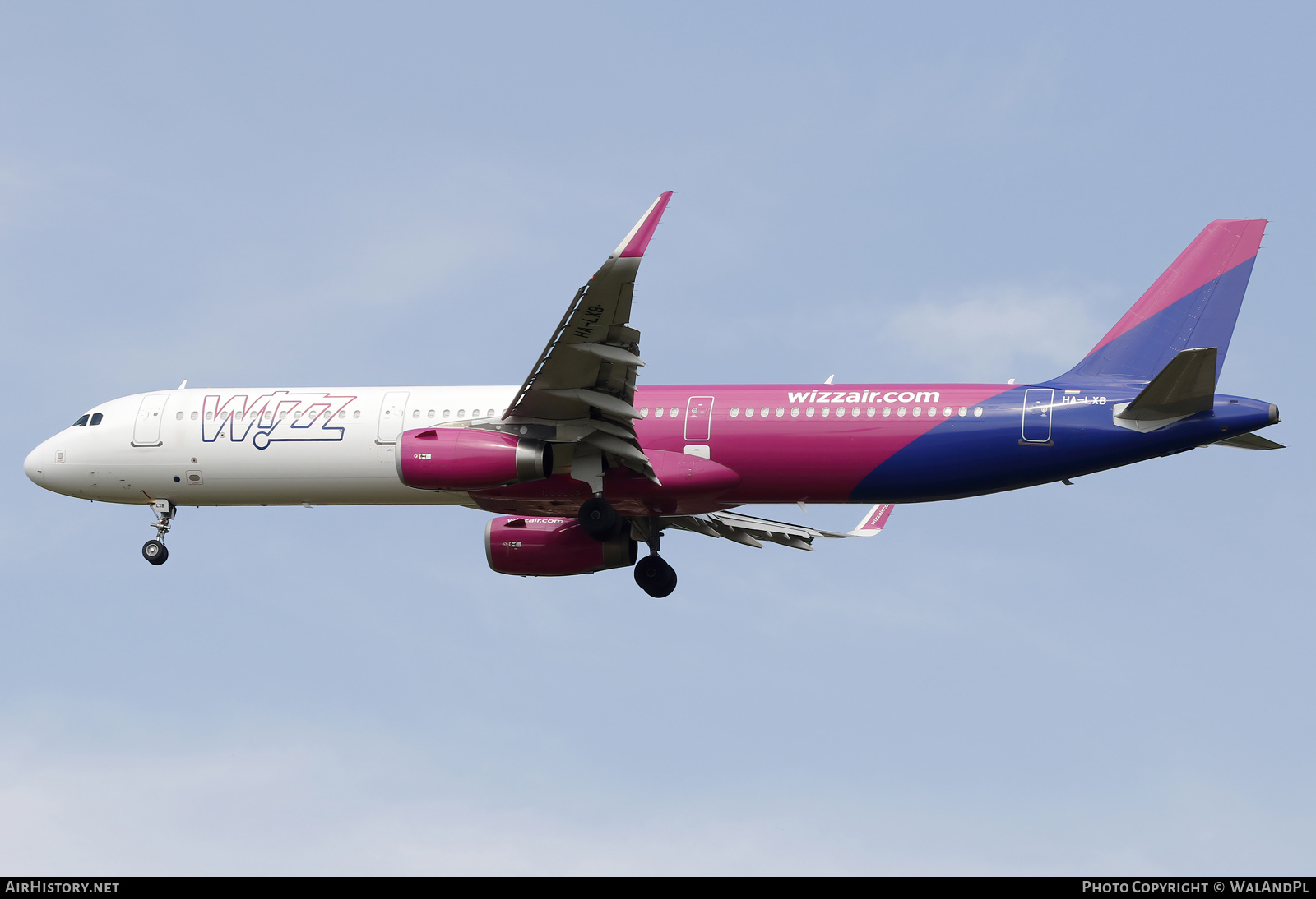 Aircraft Photo of HA-LXB | Airbus A321-231 | Wizz Air | AirHistory.net #706331