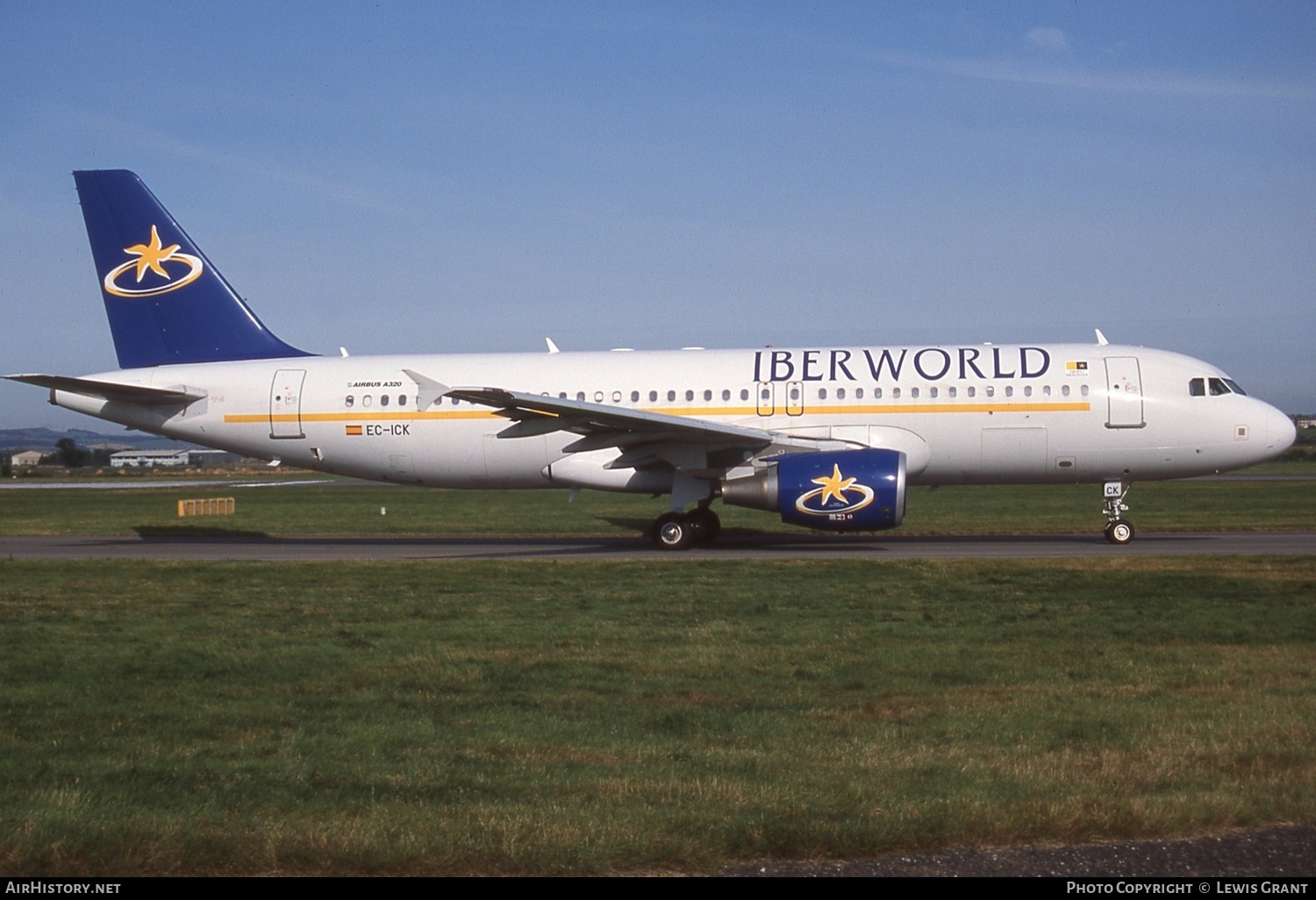 Aircraft Photo of EC-ICK | Airbus A320-214 | Iberworld Airlines | AirHistory.net #706434