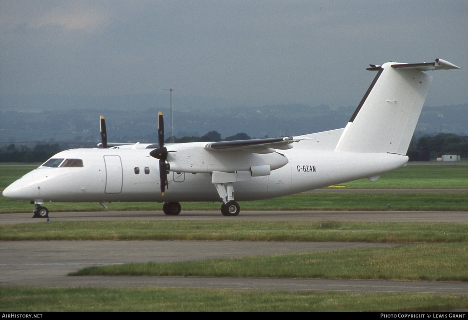 Aircraft Photo of C-GZAN | De Havilland Canada DHC-8-102 Dash 8 | AirHistory.net #706435