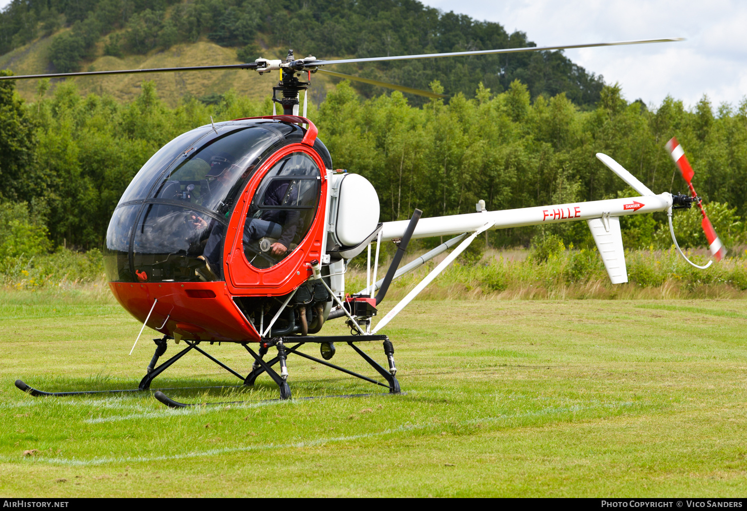 Aircraft Photo of F-HLLE | Schweizer 269C | AirHistory.net #706450