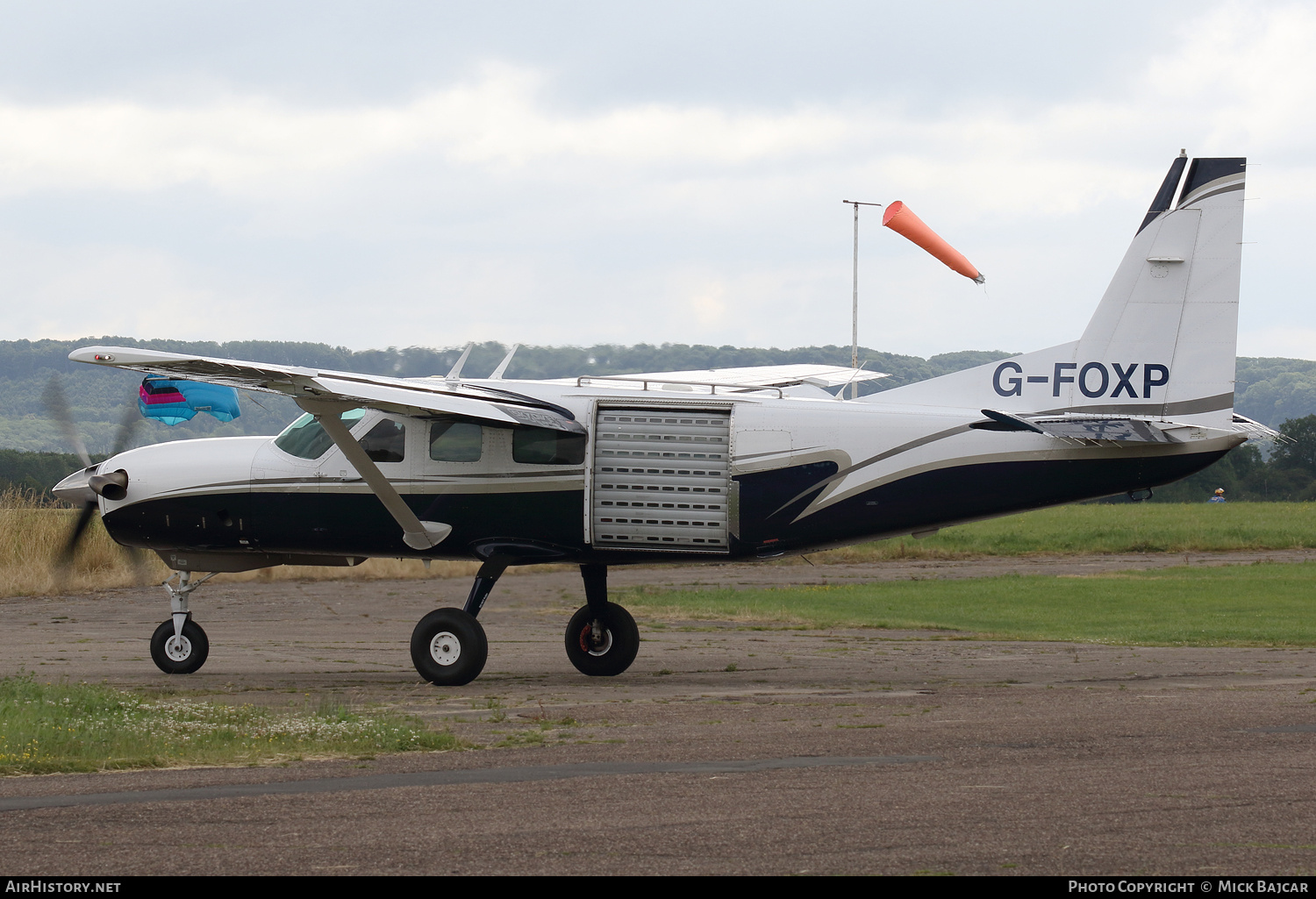 Aircraft Photo of G-FOXP | Cessna 208 Caravan I | AirHistory.net #706597