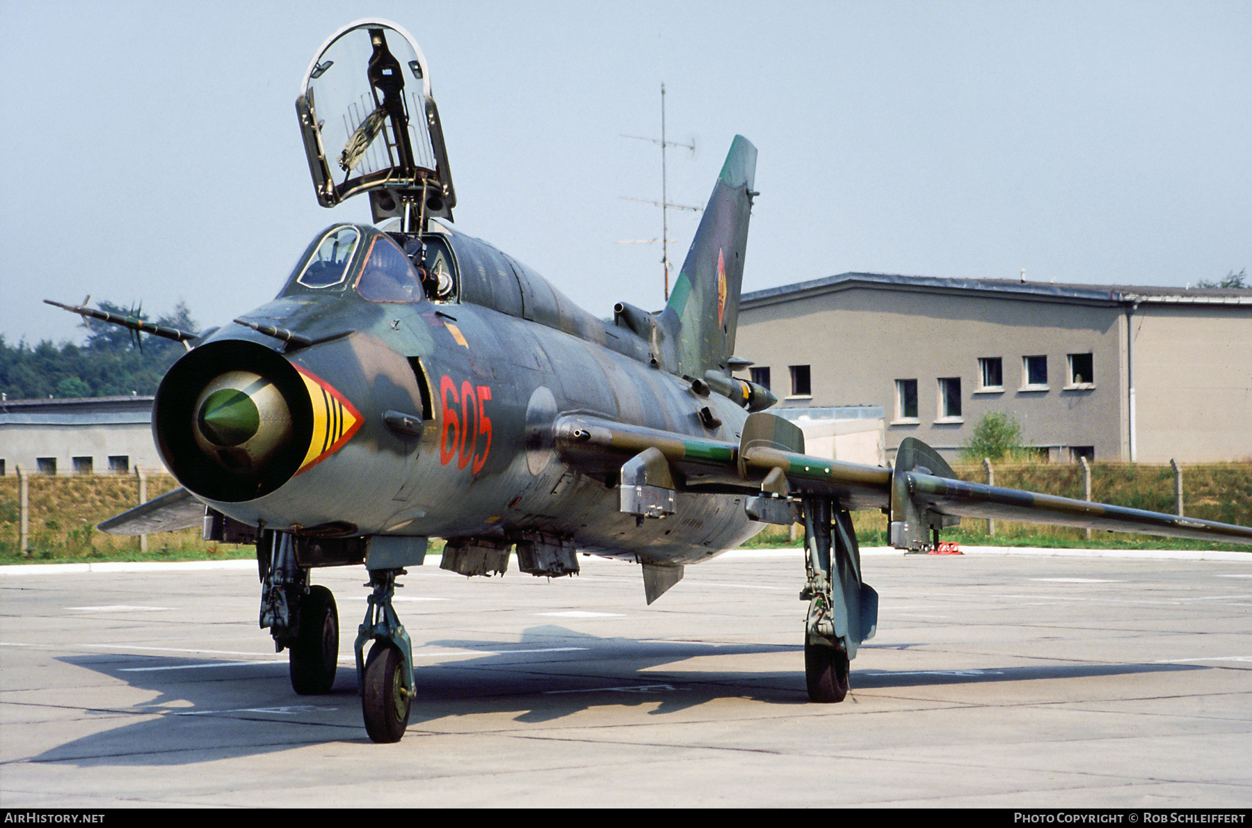 Aircraft Photo of 605 | Sukhoi Su-22M4 | East Germany - Air Force | AirHistory.net #706640