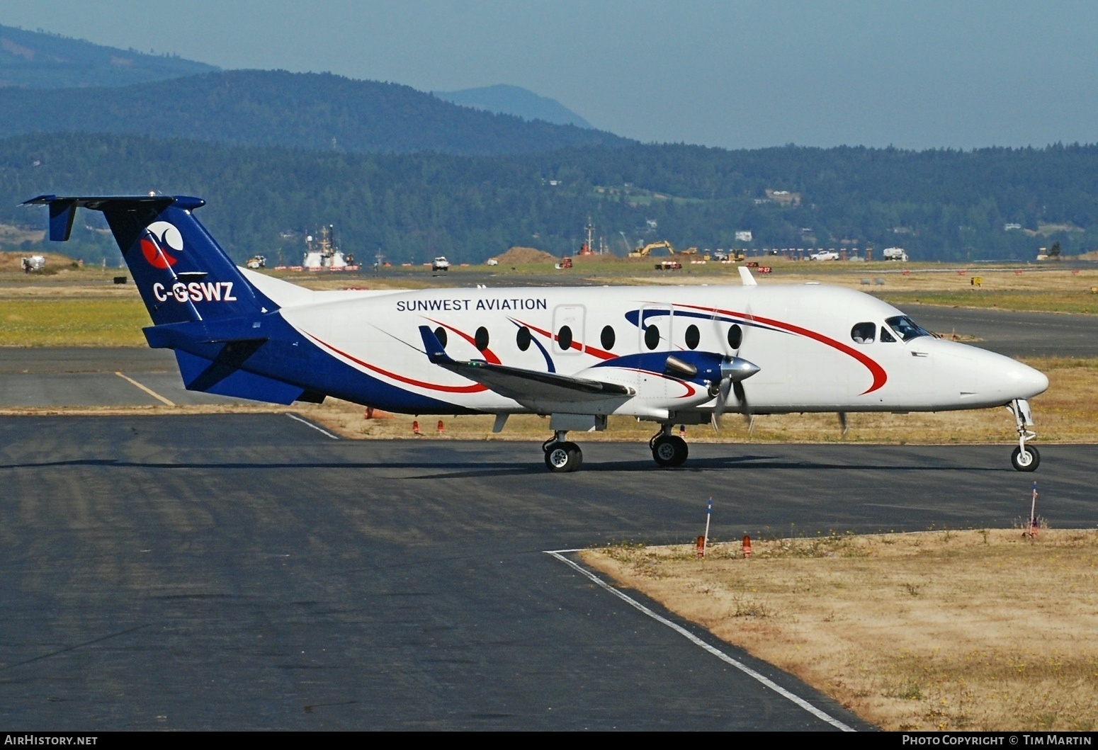 Aircraft Photo of C-GSWZ | Raytheon 1900D | Sunwest Aviation | AirHistory.net #706671