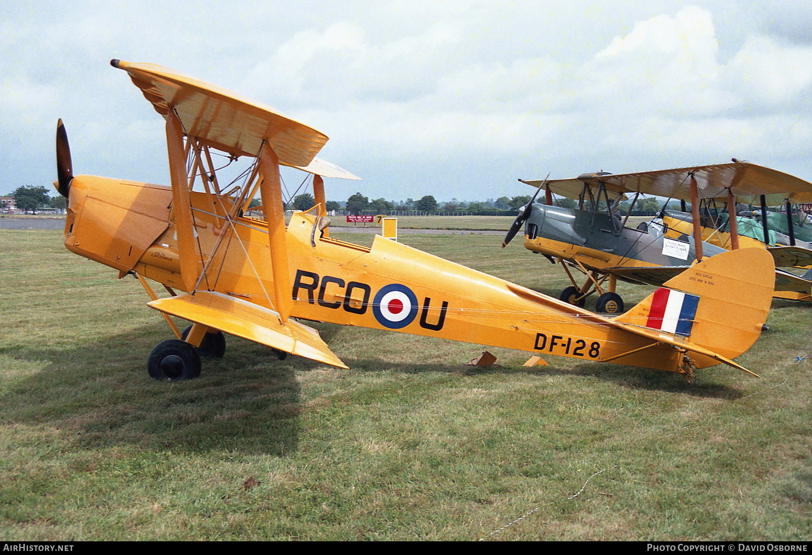 Aircraft Photo of G-AOJJ / DF128 | De Havilland D.H. 82A Tiger Moth II | UK - Air Force | AirHistory.net #706729
