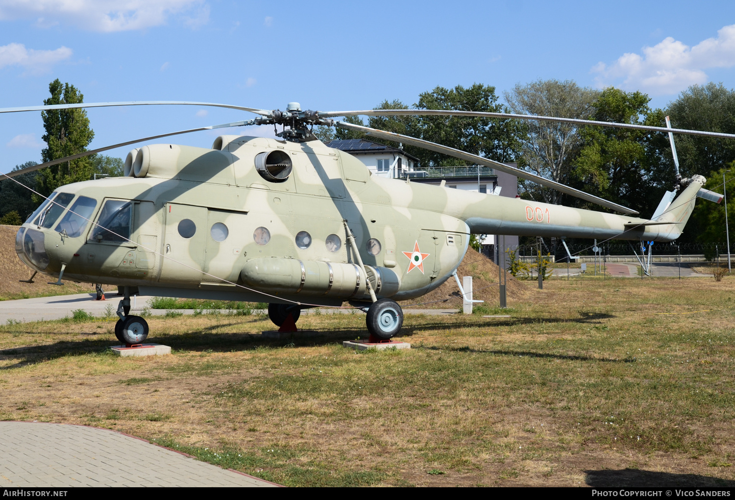 Aircraft Photo of 001 | Mil Mi-9 | Hungary - Air Force | AirHistory.net #706928
