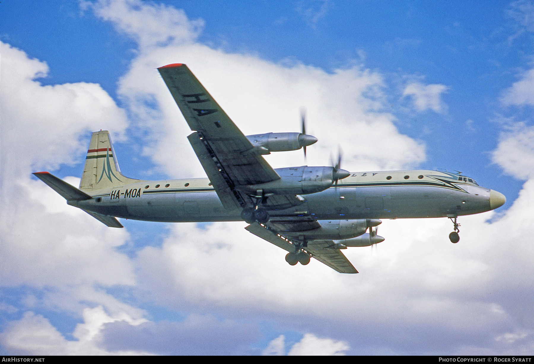 Aircraft Photo of HA-MOA | Ilyushin Il-18V | Malév - Hungarian Airlines | AirHistory.net #706968