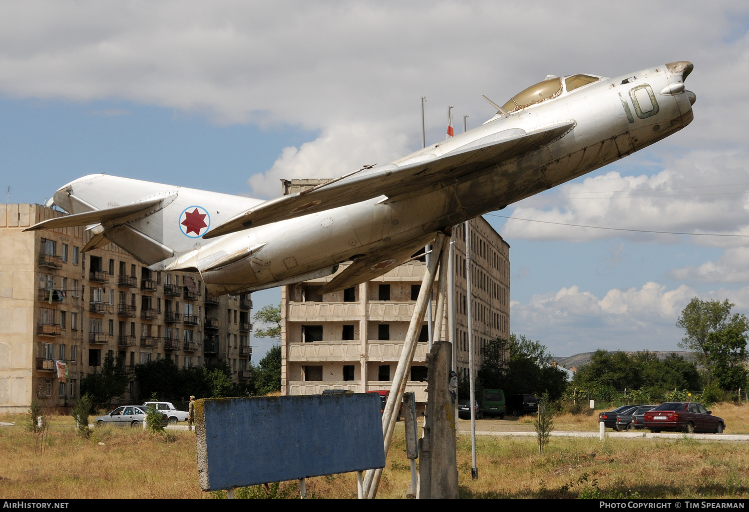 Aircraft Photo of 10 black | Mikoyan-Gurevich MiG-17PF | Georgia - Air Force | AirHistory.net #707069