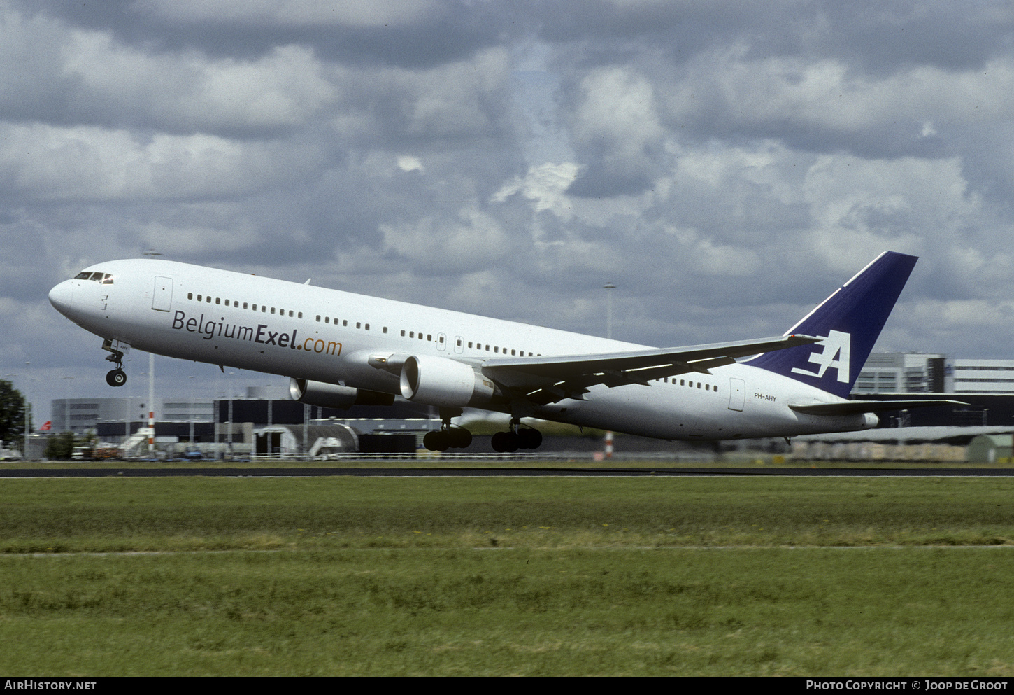 Aircraft Photo of PH-AHY | Boeing 767-383/ER | BelgiumExel | AirHistory.net #707116