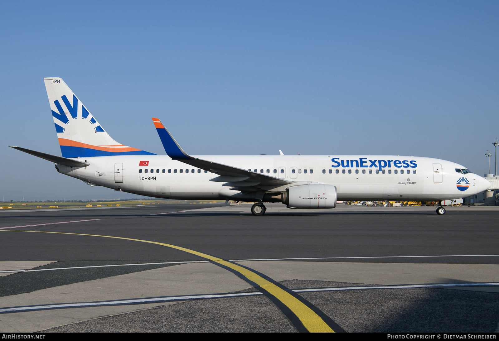 Aircraft Photo of TC-SPH | Boeing 737-82R | SunExpress | AirHistory.net #707123