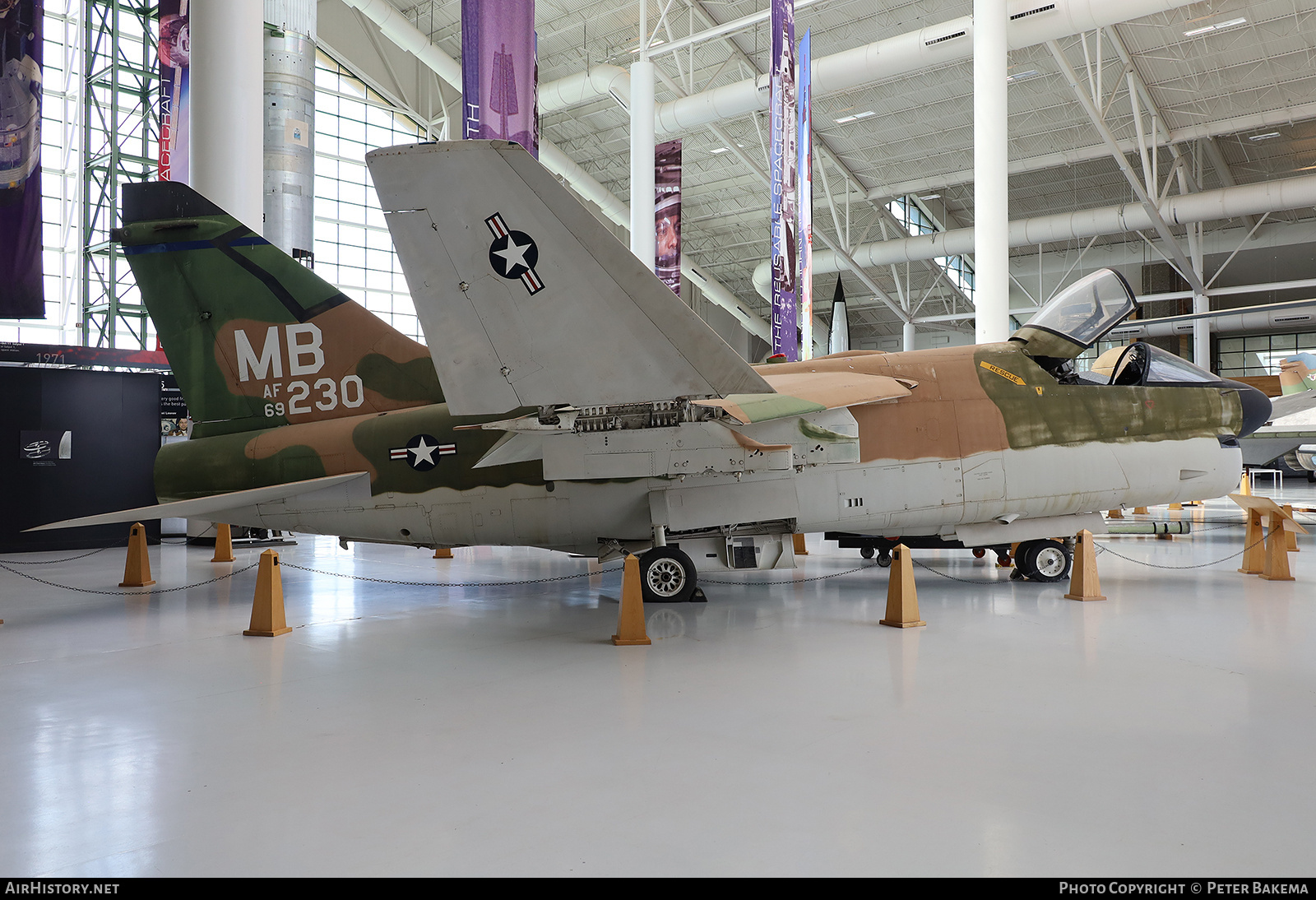 Aircraft Photo of 69-6230 / AF69-230 | LTV A-7D Corsair II | USA - Air Force | AirHistory.net #707124