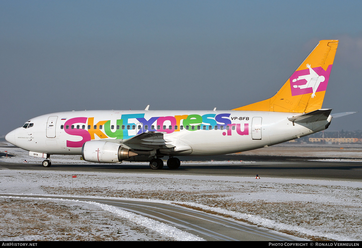 Aircraft Photo of VP-BFB | Boeing 737-5Y0 | Sky Express | AirHistory.net #707283