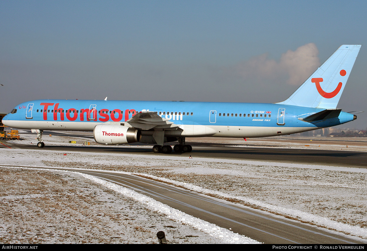 Aircraft Photo of G-BYAW | Boeing 757-204 | Thomsonfly | AirHistory.net #707301