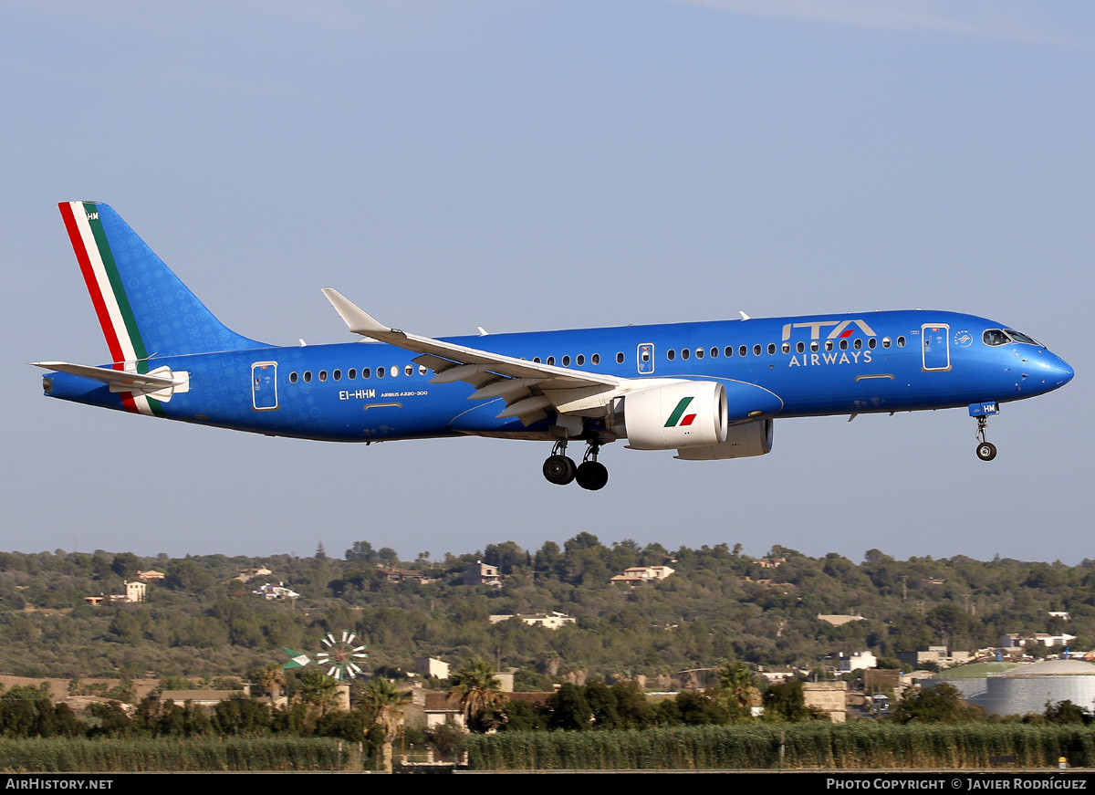 Aircraft Photo of EI-HHM | Airbus A220-300 (BD-500-1A11) | ITA Airways | AirHistory.net #707376