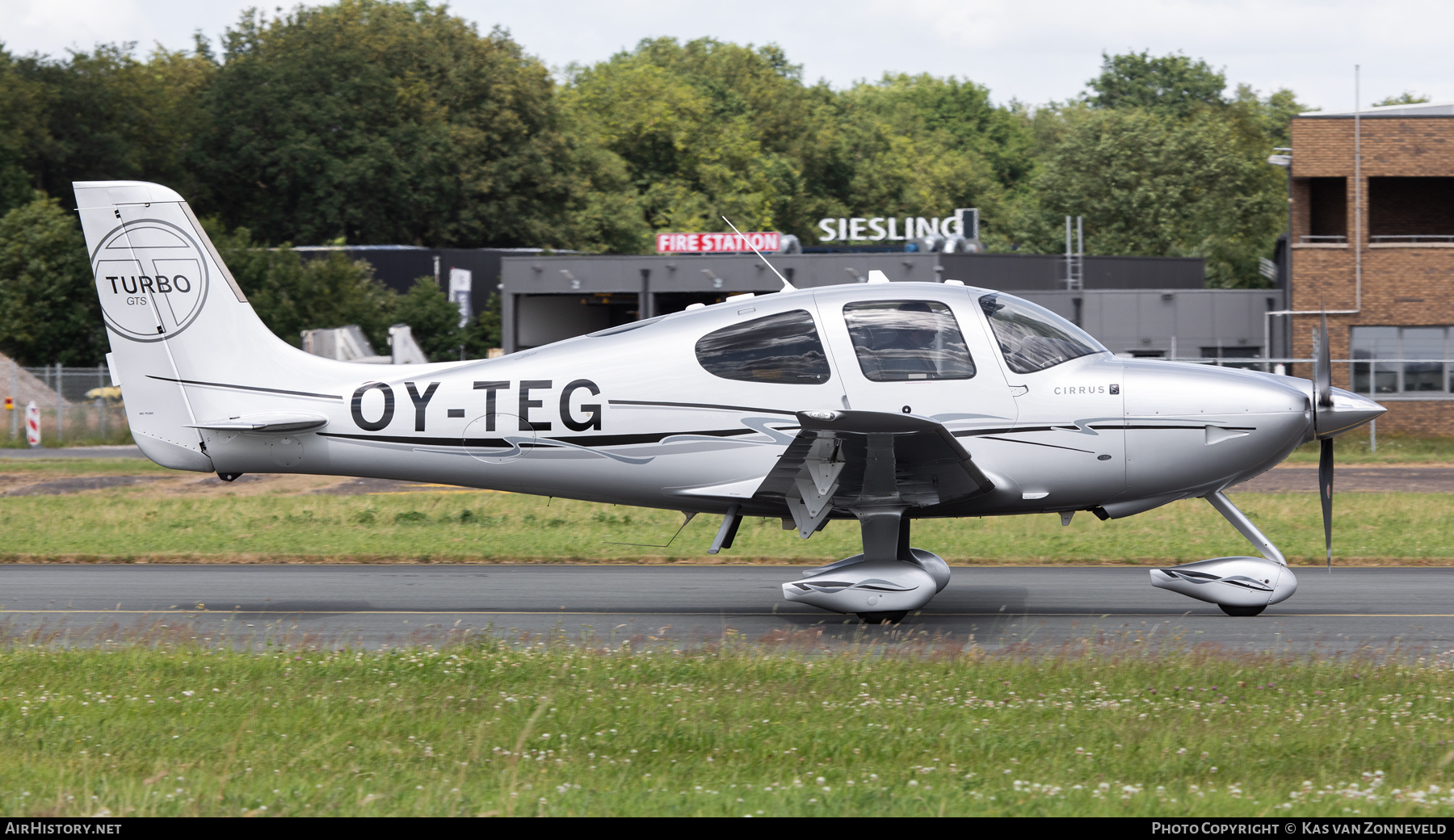 Aircraft Photo of OY-TEG | Cirrus SR-22 G3-GTS Turbo | AirHistory.net #707408