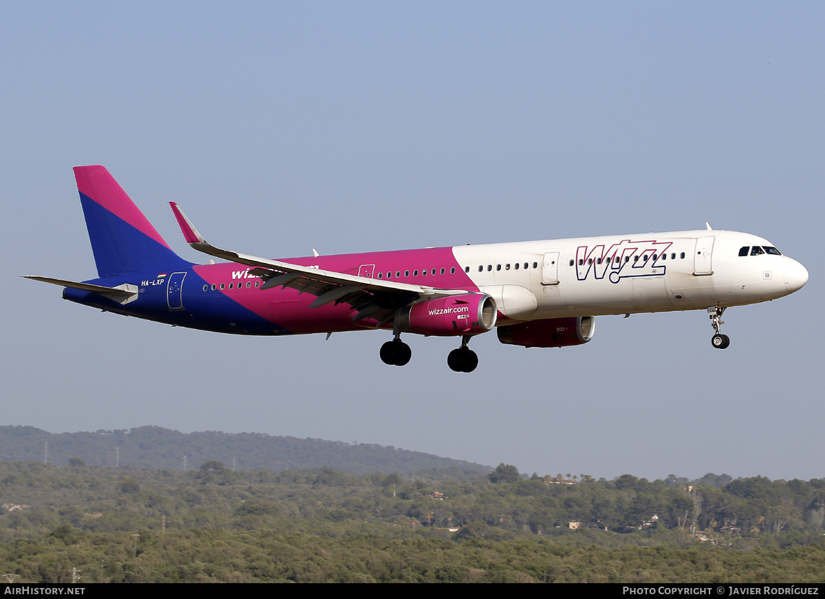 Aircraft Photo of HA-LXP | Airbus A321-231 | Wizz Air | AirHistory.net #707417