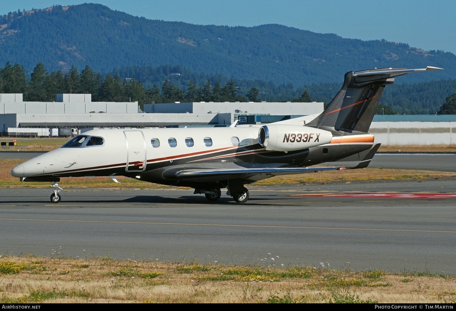Aircraft Photo of N333FX | Embraer EMB-505 Phenom 300 | AirHistory.net #707488