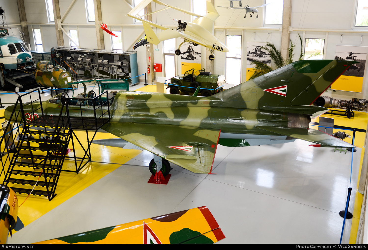 Aircraft Photo of 3041 | Mikoyan-Gurevich MiG-21UM | Hungary - Air Force | AirHistory.net #707571