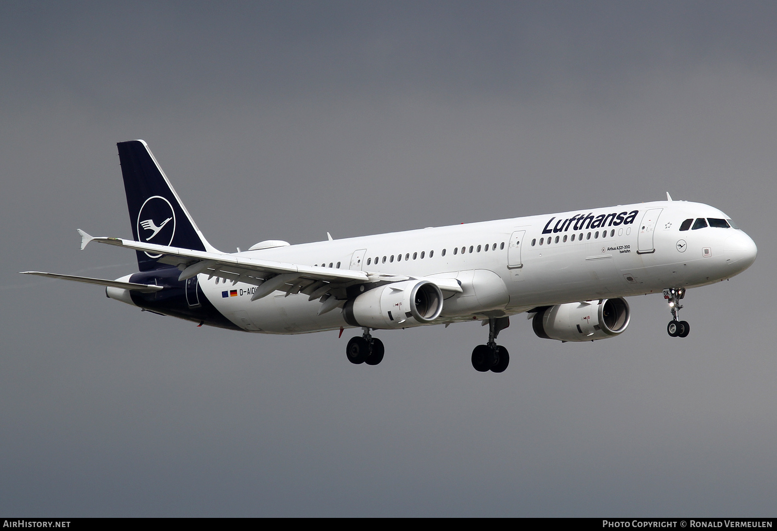 Aircraft Photo of D-AIDK | Airbus A321-231 | Lufthansa | AirHistory.net #707668