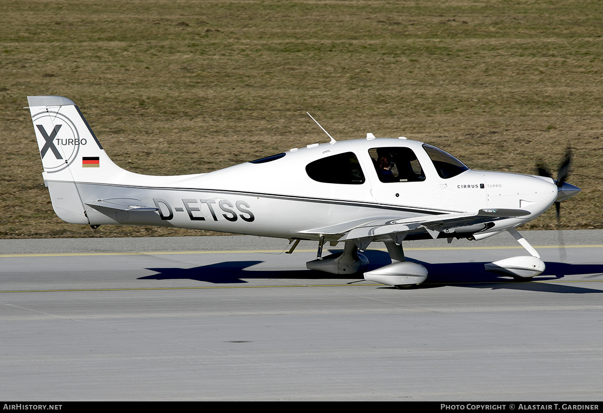 Aircraft Photo of D-ETSS | Cirrus SR-22 G3-X Turbo | AirHistory.net #707738