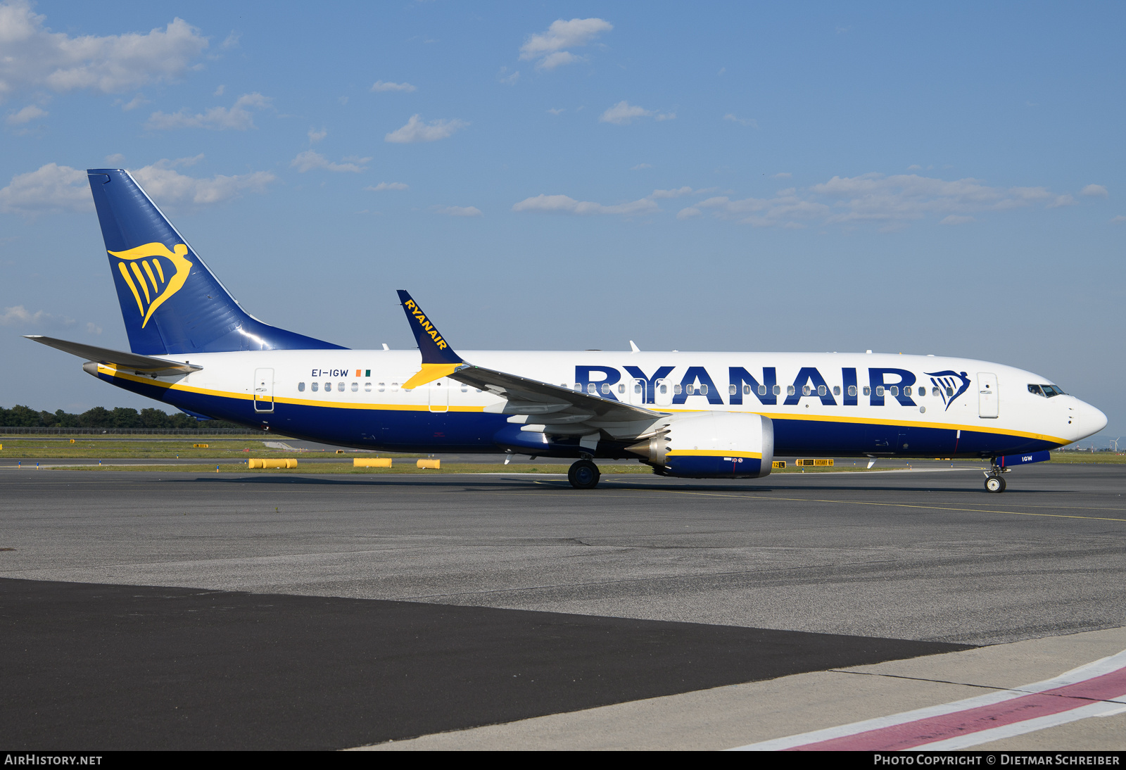 Aircraft Photo of EI-IGW | Boeing 737-8200 Max 200 | Ryanair | AirHistory.net #707800