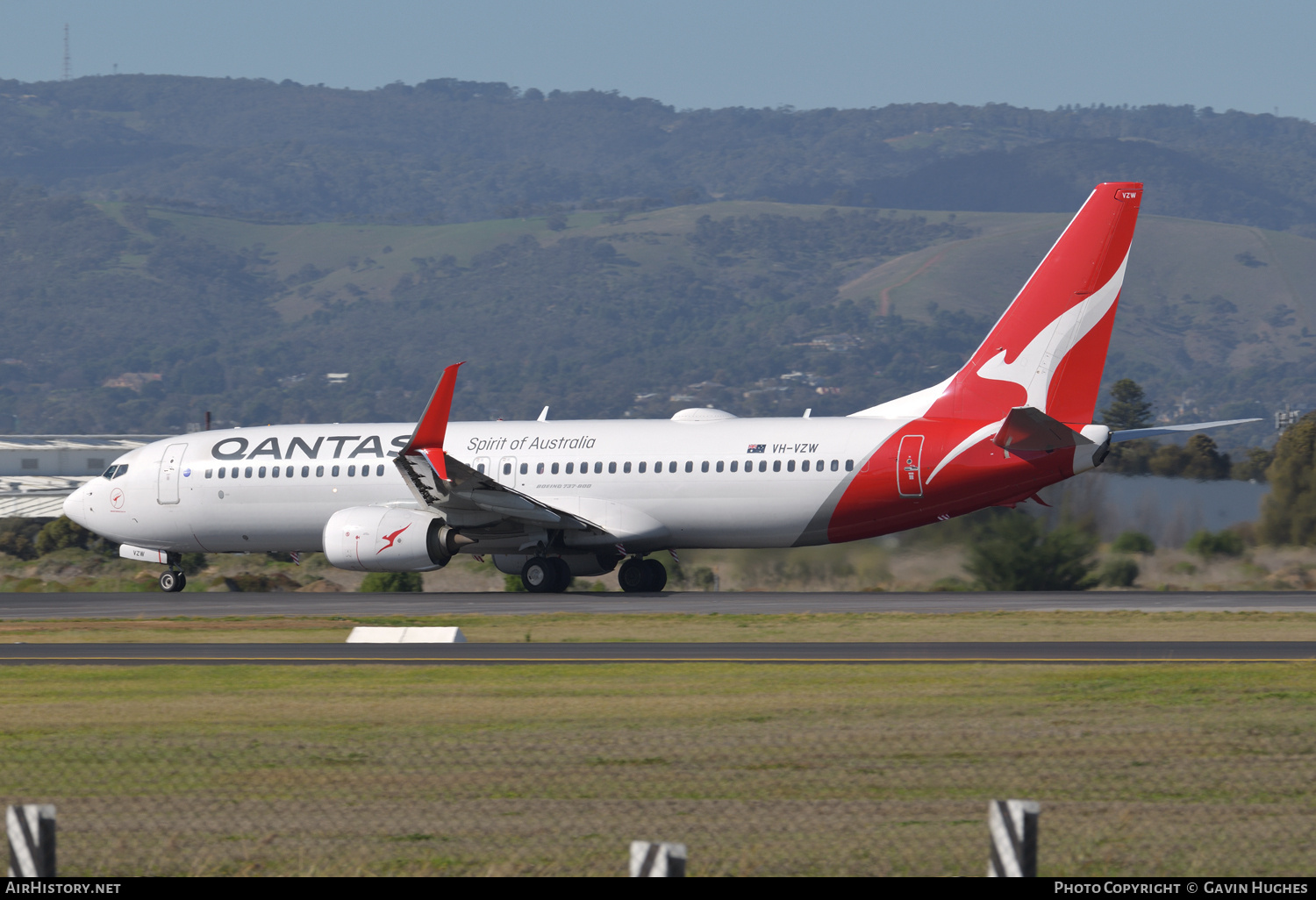 Aircraft Photo of VH-VZW | Boeing 737-838 | Qantas | AirHistory.net #707830